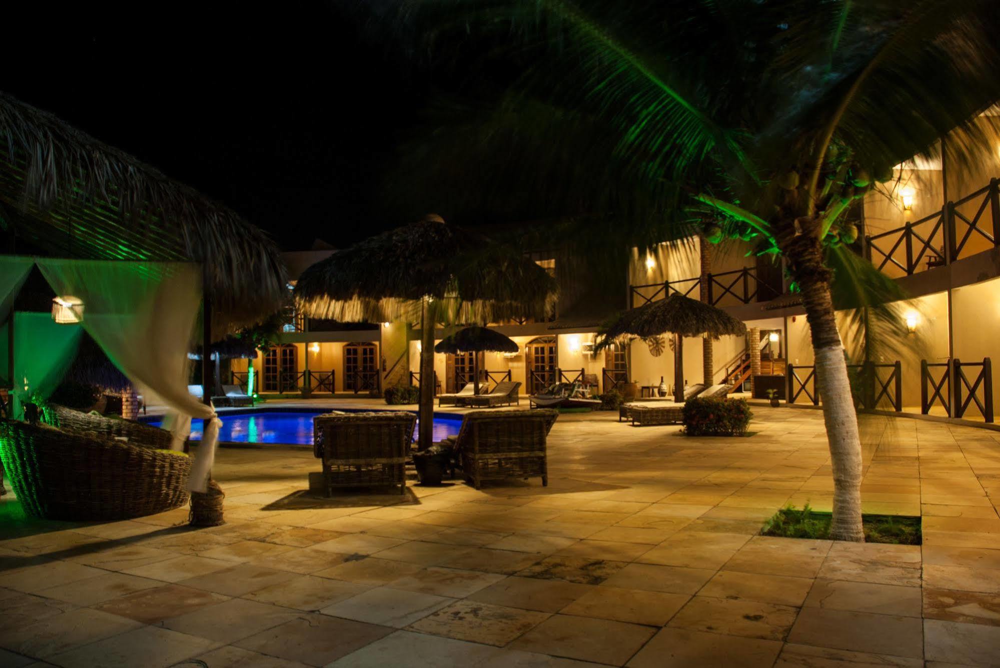 Pousada Aruana Canoa Quebrada Exterior foto