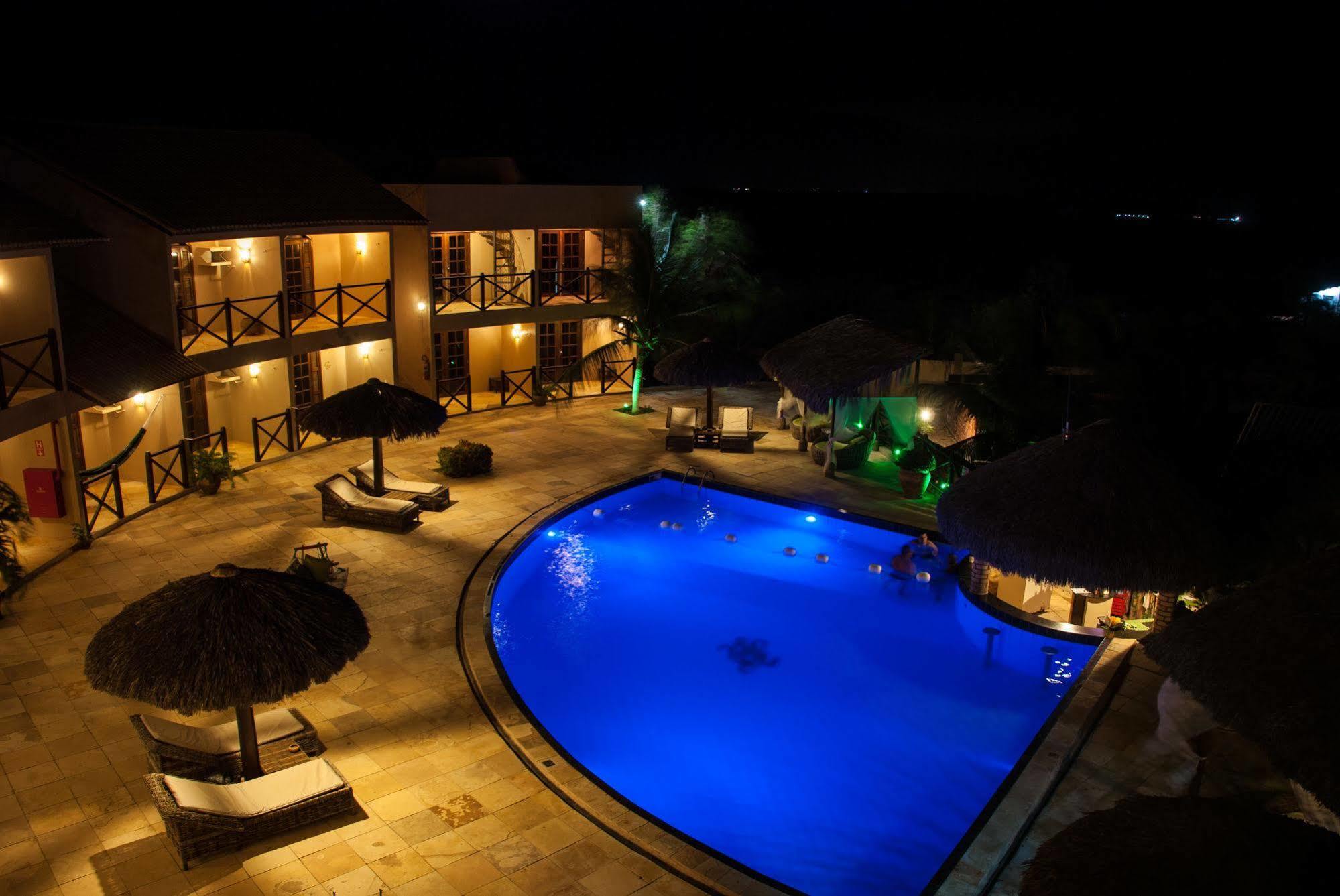 Pousada Aruana Canoa Quebrada Exterior foto